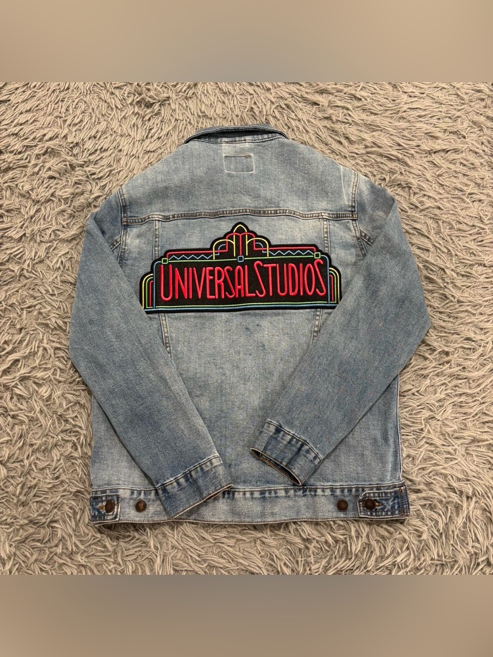 Universal Studios Denim Jacket 30th Anniversary Neon Retro Patch Logo Medium